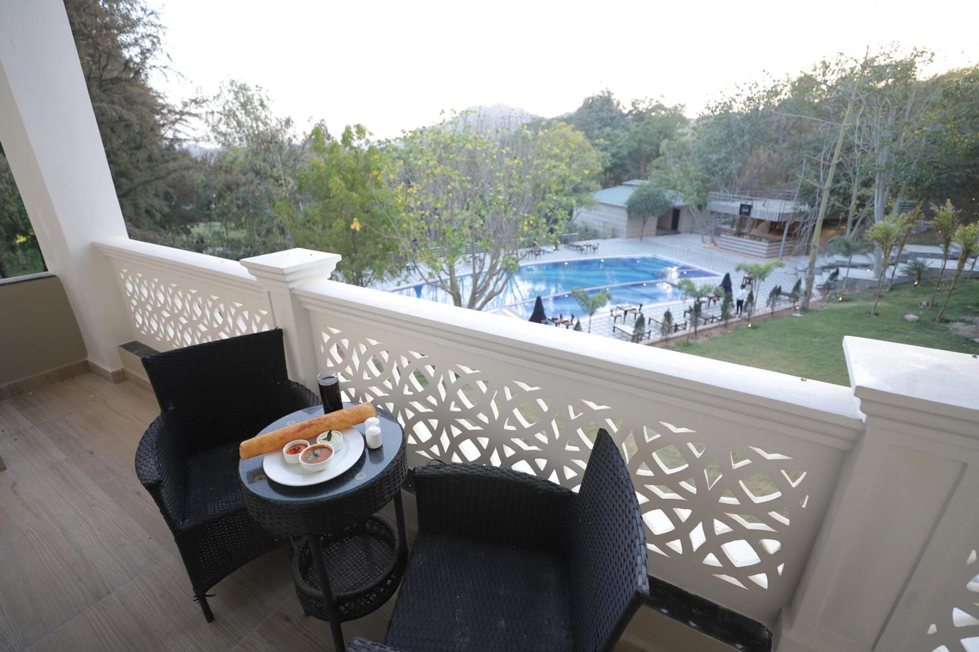 Essentia Luxury Resort & Spa Udaipur Eksteriør bilde
