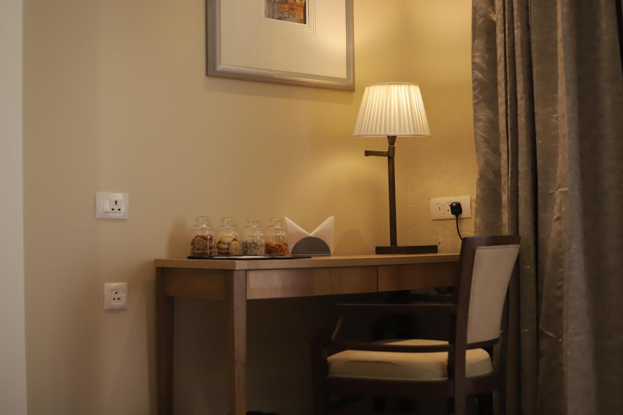 Essentia Luxury Resort & Spa Udaipur Eksteriør bilde