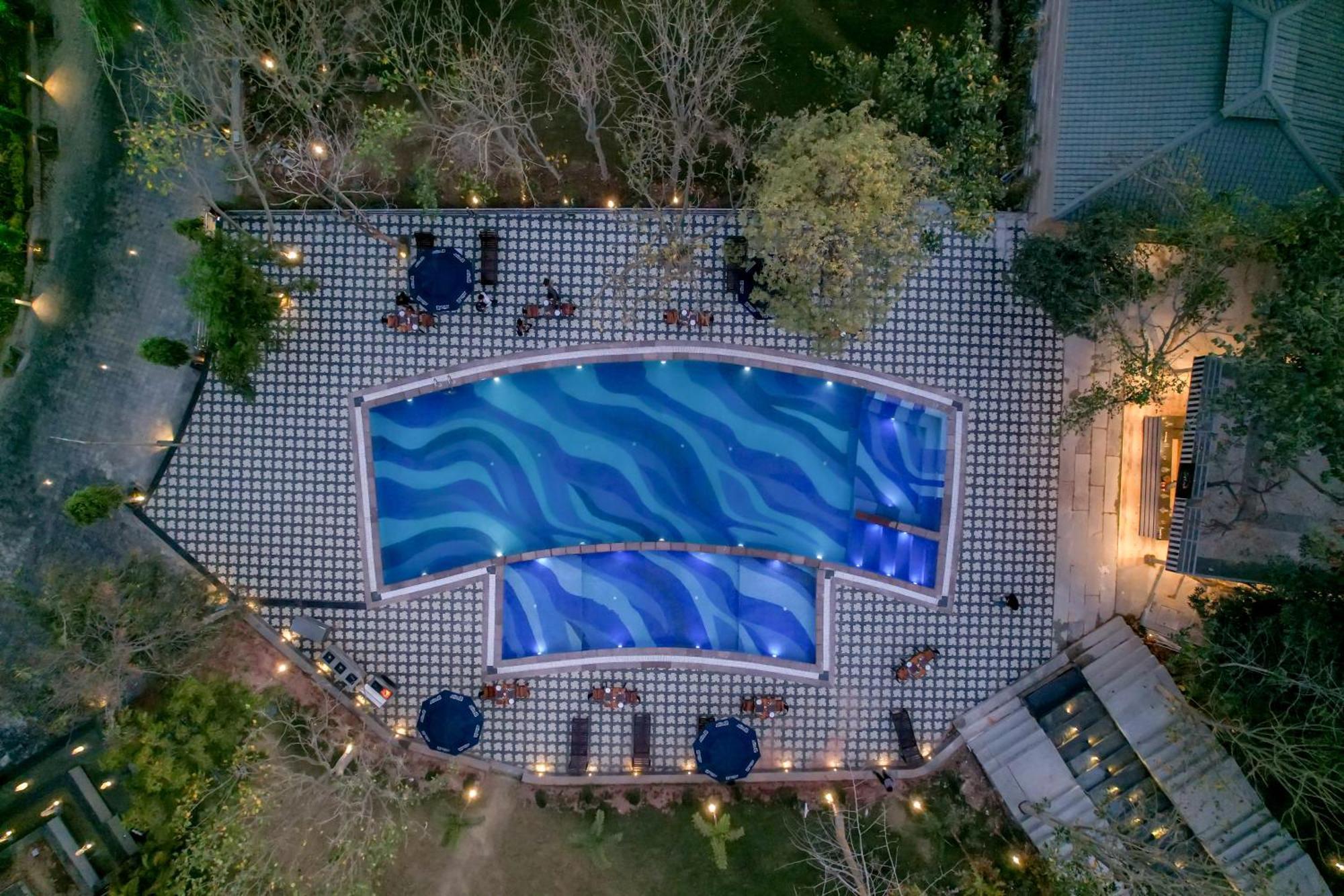 Essentia Luxury Resort & Spa Udaipur Eksteriør bilde