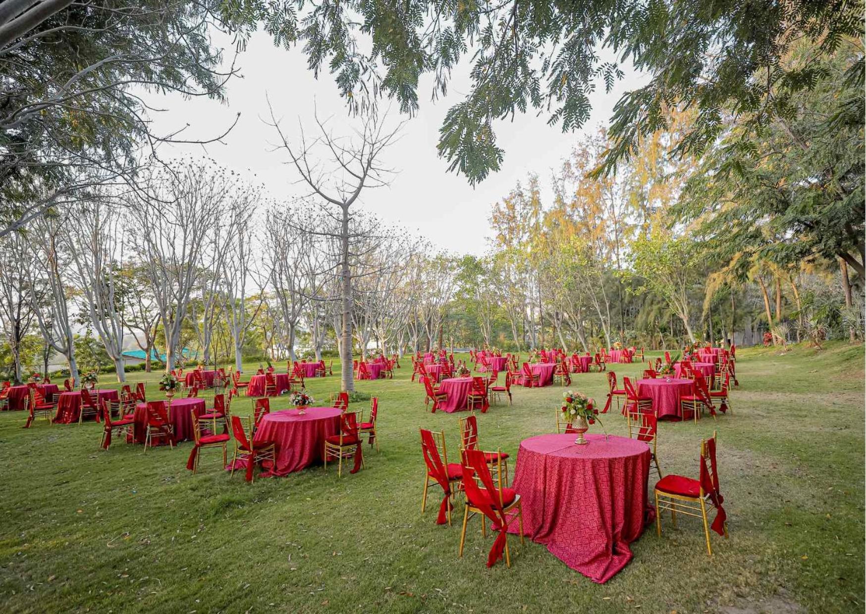 Essentia Luxury Resort & Spa Udaipur Eksteriør bilde
